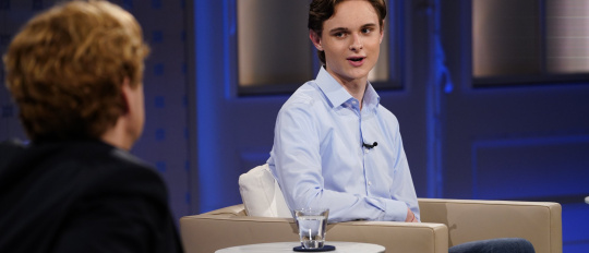 Max Kamp im Gespräch mit dem Moderator vom SWR Nachtcafé